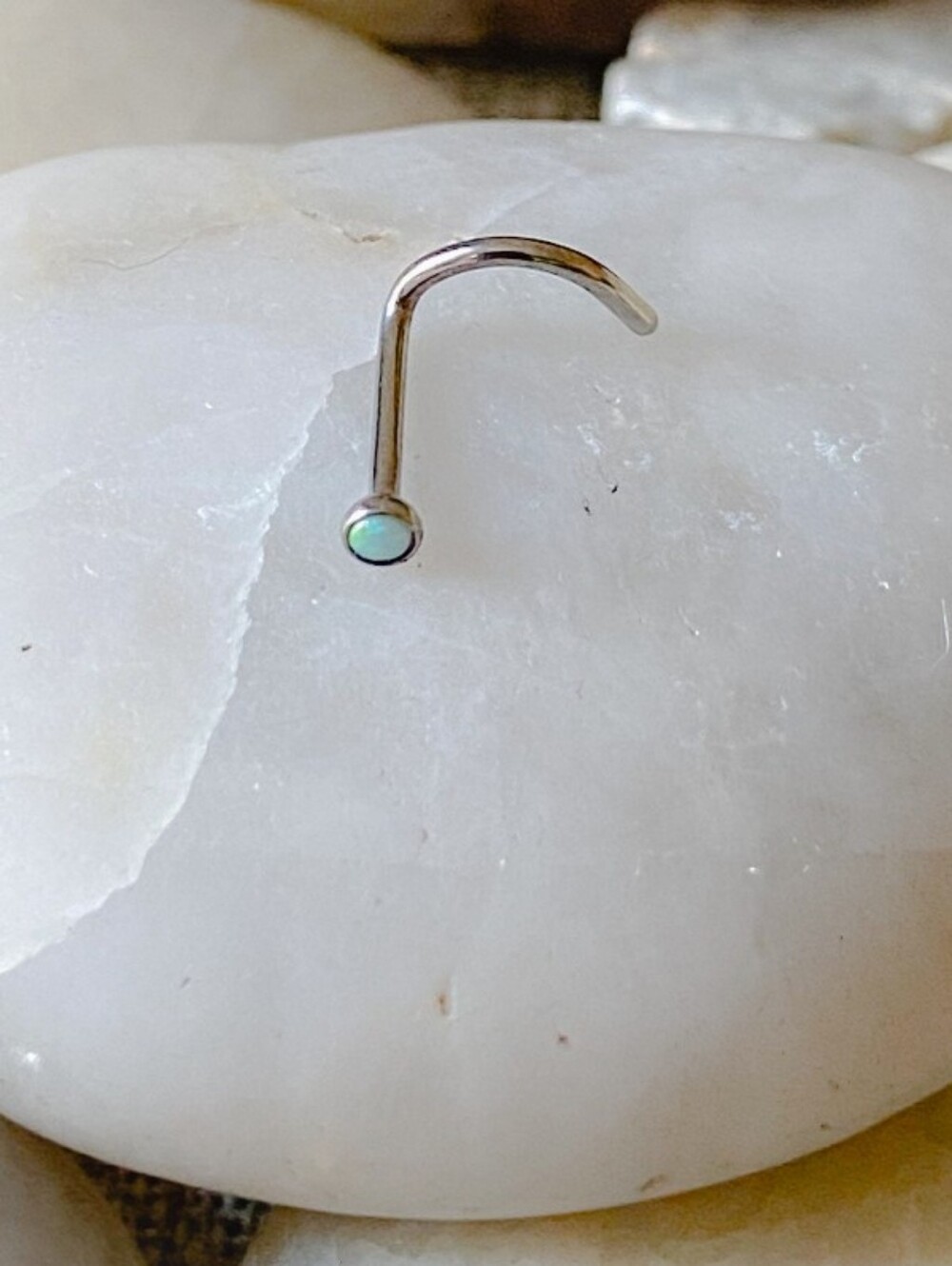 2 Opal Nose Rings - Picture 3 of 10